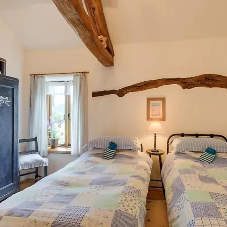 2 Bed In Keswick Oc-sz057 Vakantiehuis *
